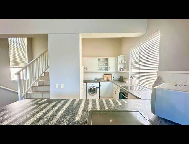 2 BEDROOM HOUSE FOR SALE IN PINNACLE POINT GOLF ESTATE